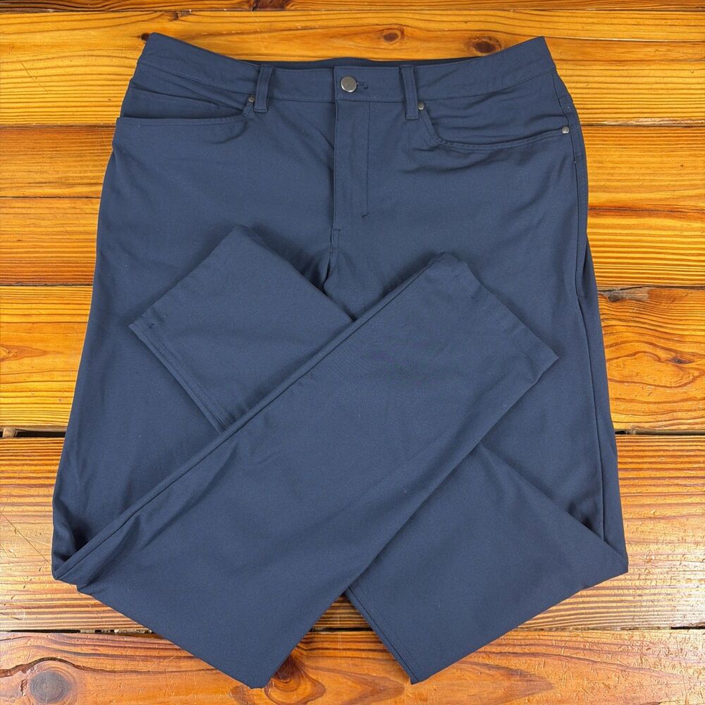 Lululemon ABC Pants LM5552S Mens 33x31 Blue Slim Fit Warpstreme Golf NICE!